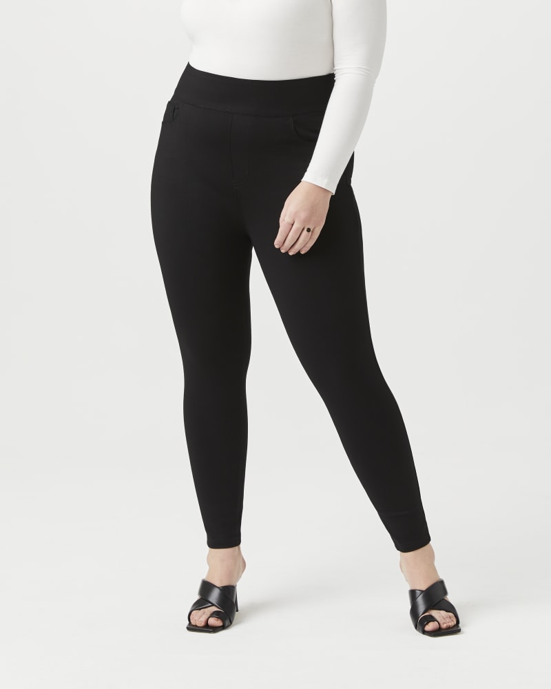 Front of plus size Brianna Ankle Pant by East Adeline | Dia&Co | dia_product_style_image_id:152033